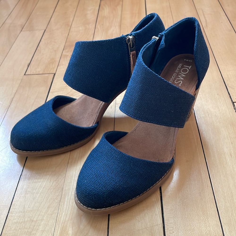 Toms Milan Dark Indigo Yarn Dye Closed Toe Heel